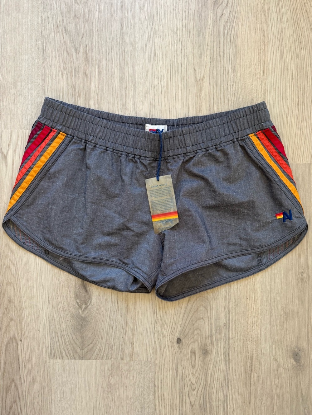 NWT AVIATOR NATION RARE 5 Stripe Charcoal Gray Surf Flex Board Shorts Size M